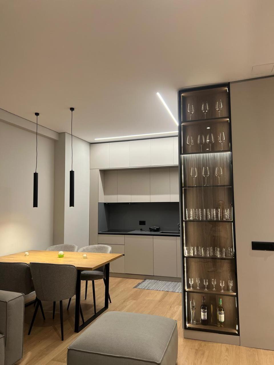 Comfort Apartment *